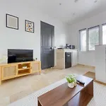 Apartman 13th Private Rueil-Malmaison