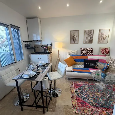Apartamento 13th Private Rueil-Malmaison