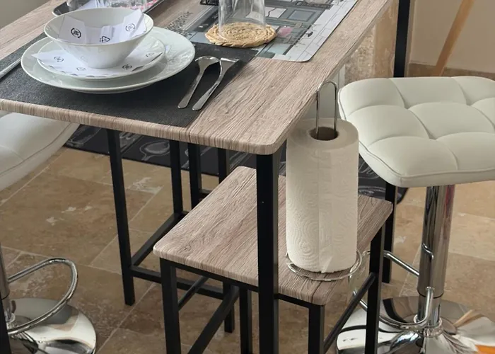 13th Private Rueil-Malmaison