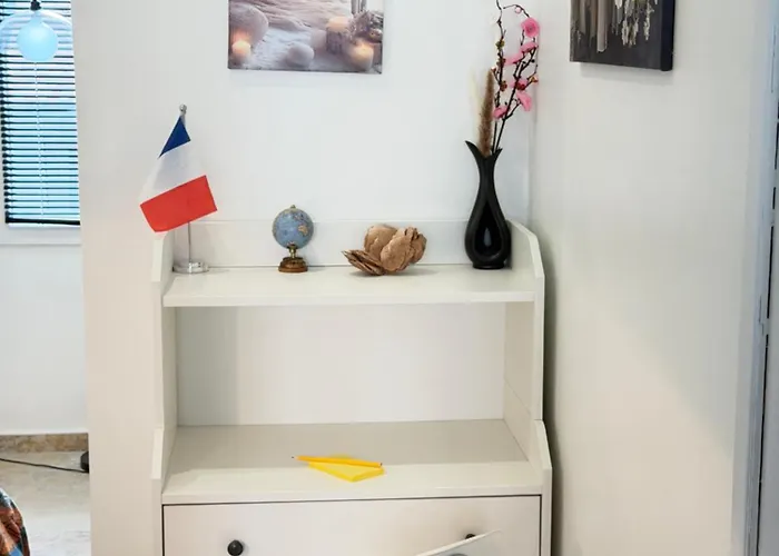 Apartment 13th Private