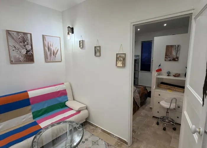 Apartament 13th Private Rueil-Malmaison