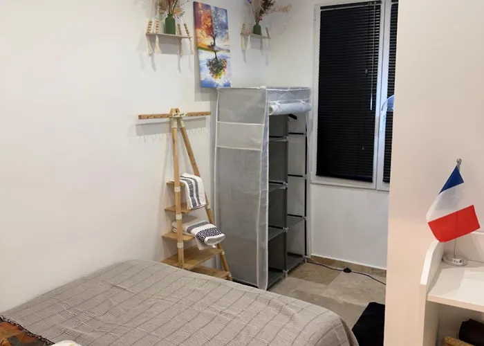 13th Private Apartament Rueil-Malmaison