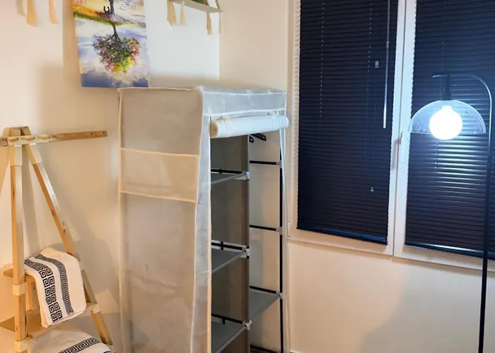 13th Private Rueil-Malmaison