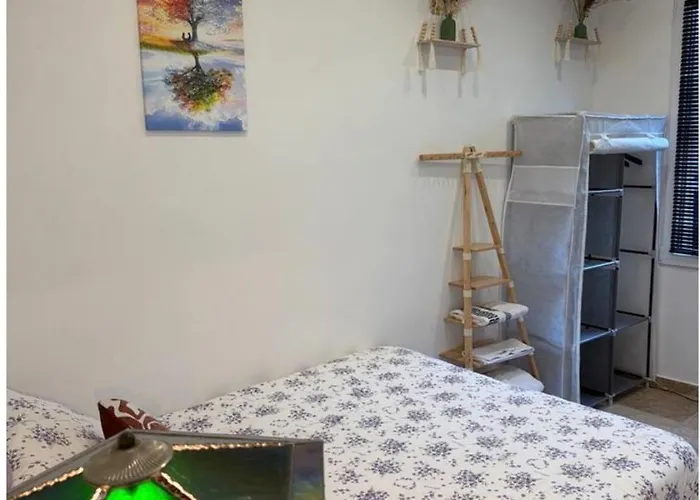 13th Private Apartment
